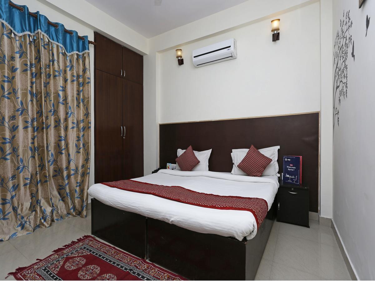 Hotel Oyo 3593 Fragrance Habitat Noida Exterior foto