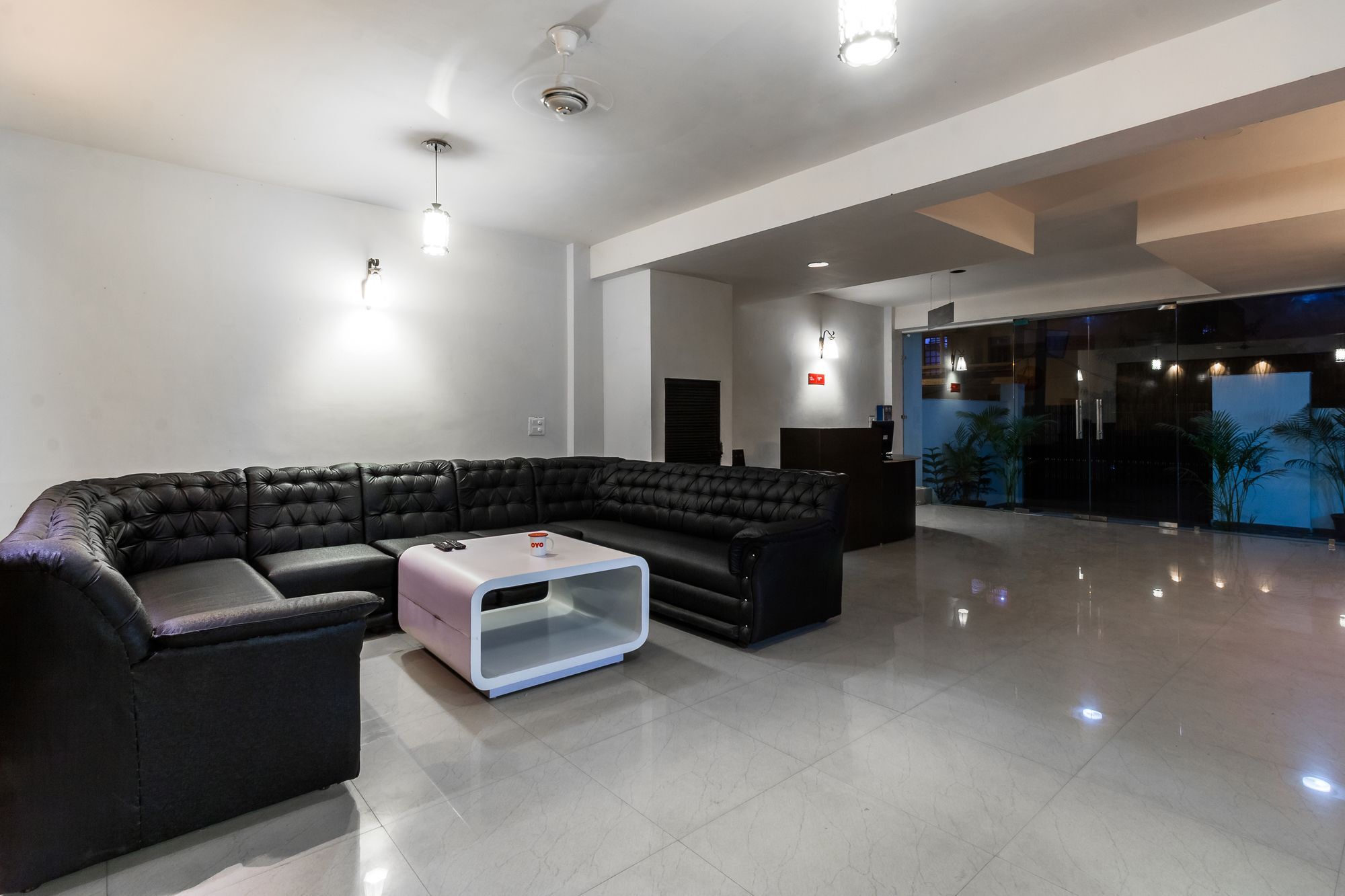 Hotel Oyo 3593 Fragrance Habitat Noida Exterior foto