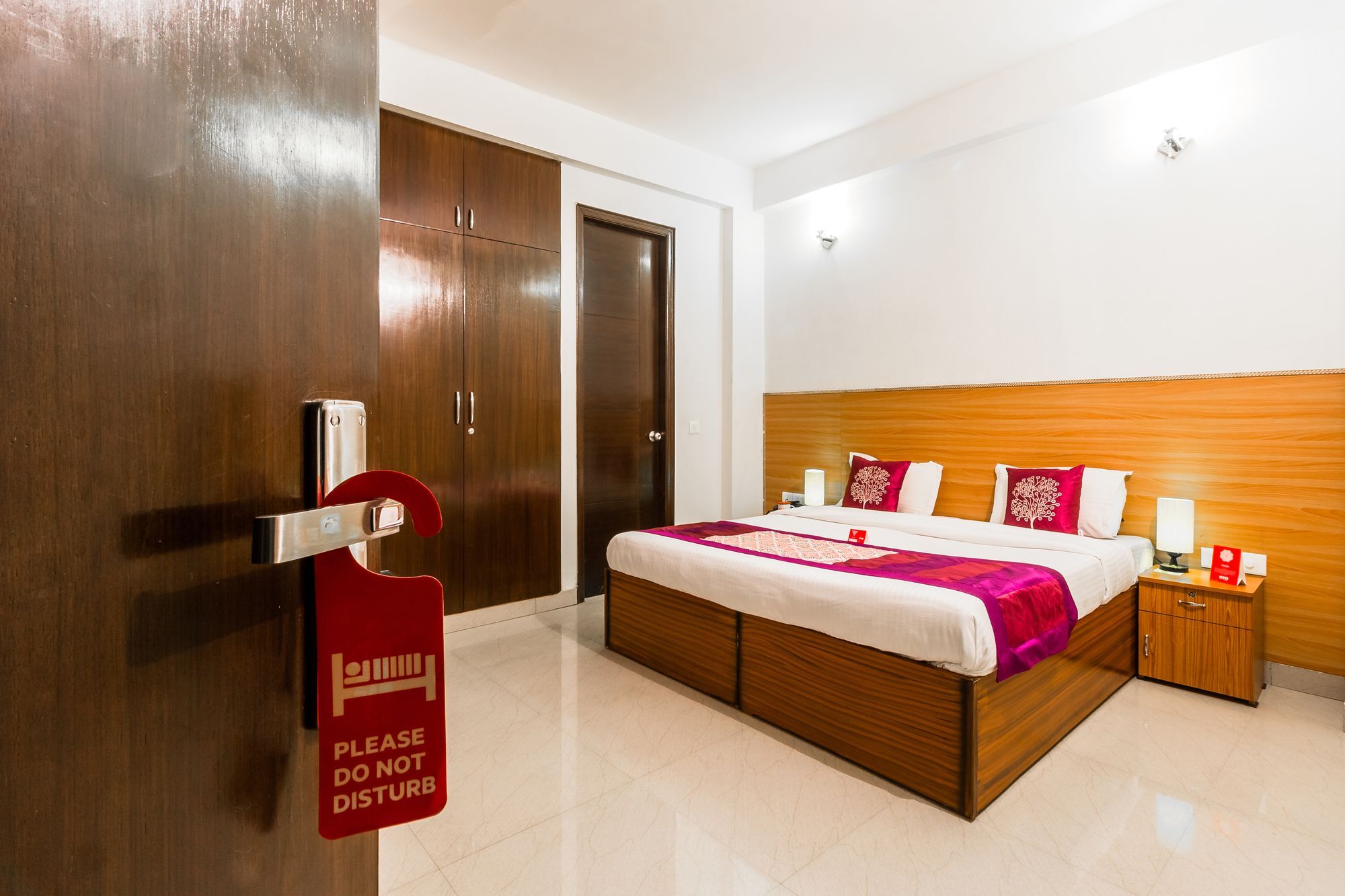 Hotel Oyo 3593 Fragrance Habitat Noida Exterior foto