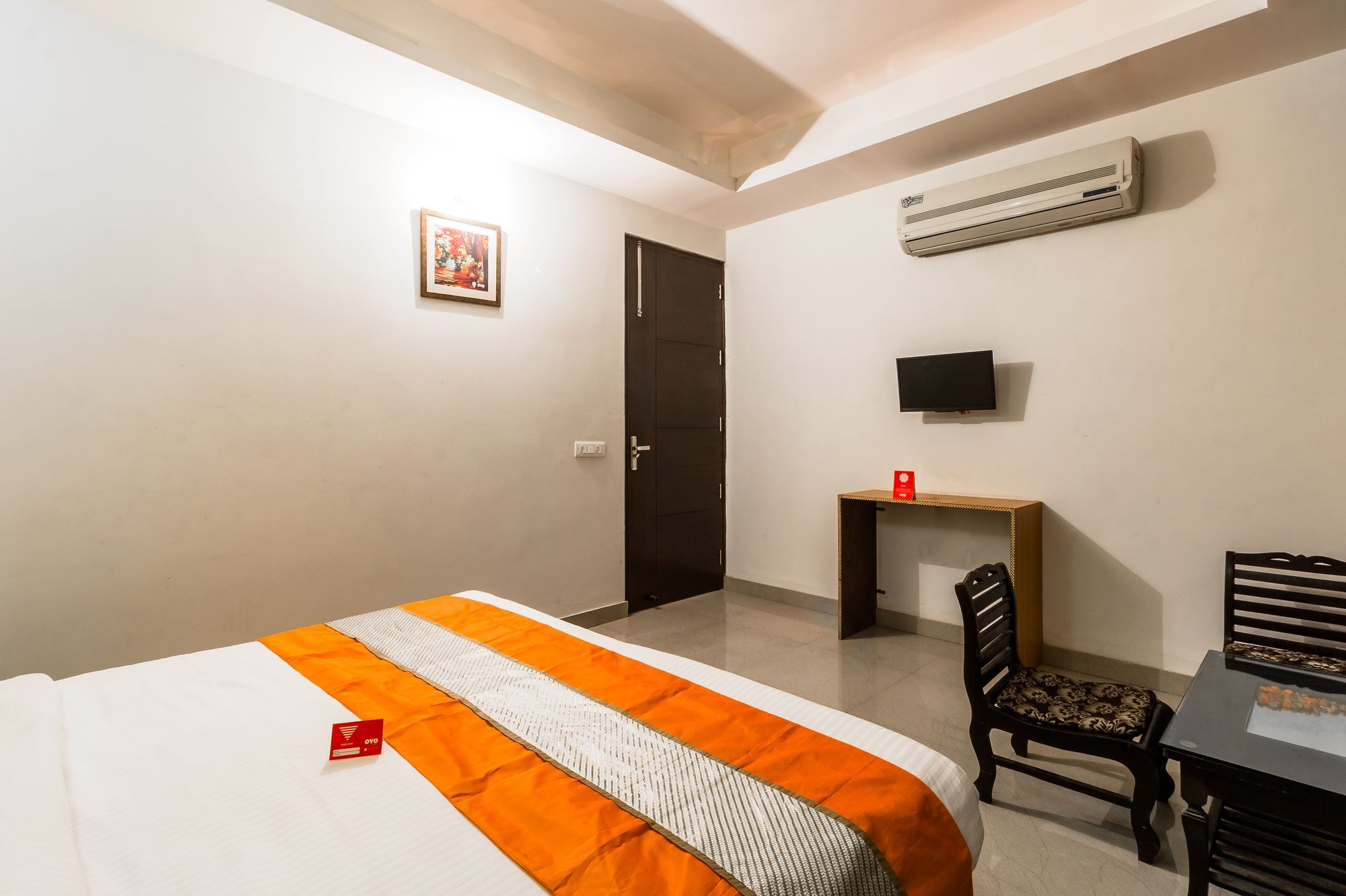 Hotel Oyo 3593 Fragrance Habitat Noida Exterior foto